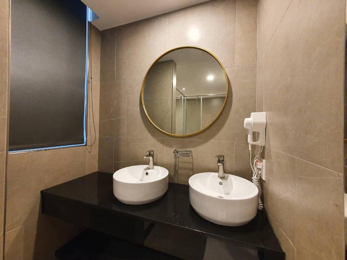 Sun Motel Kaohsiung Extérieur photo